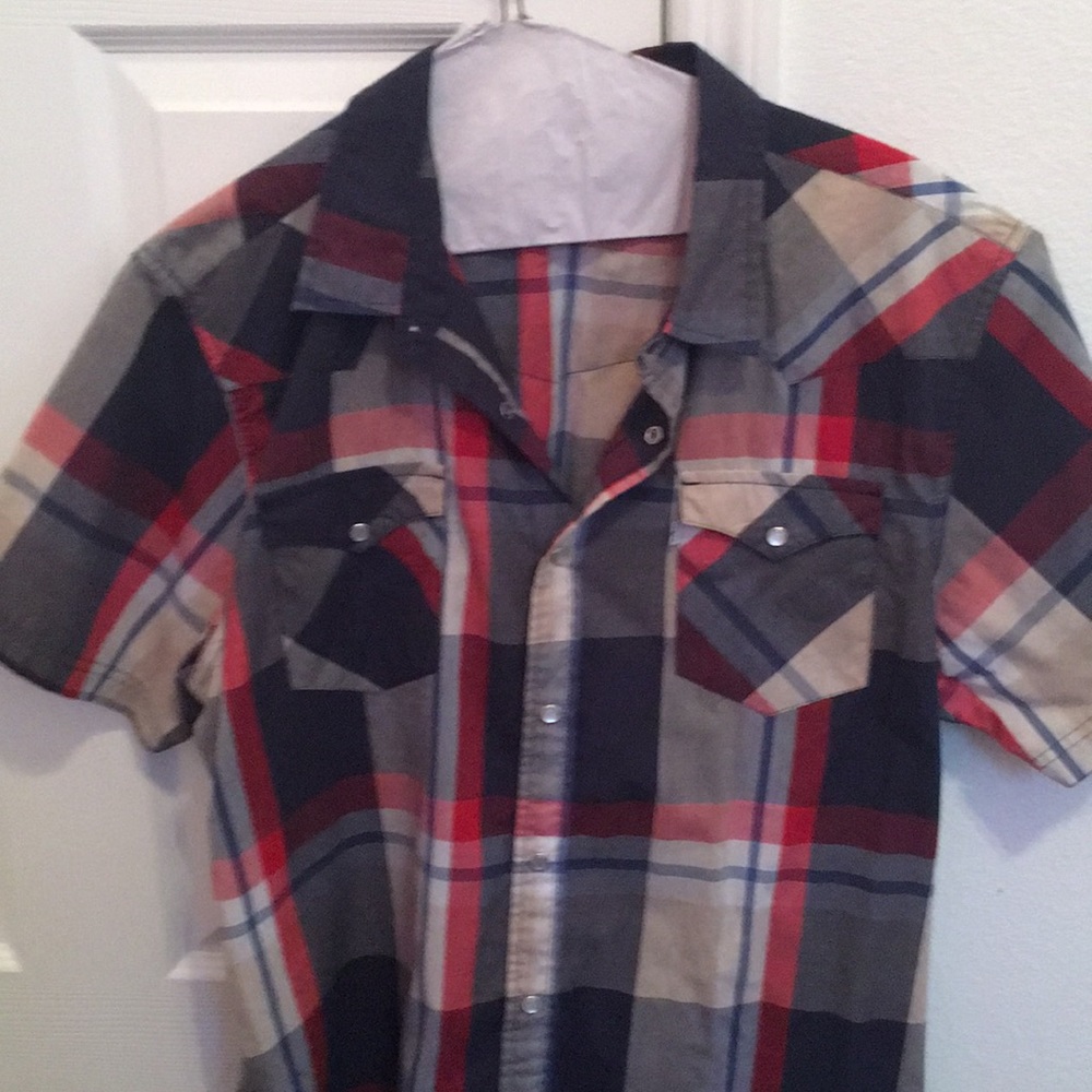 Levi’s casual button down short sleeve shirt